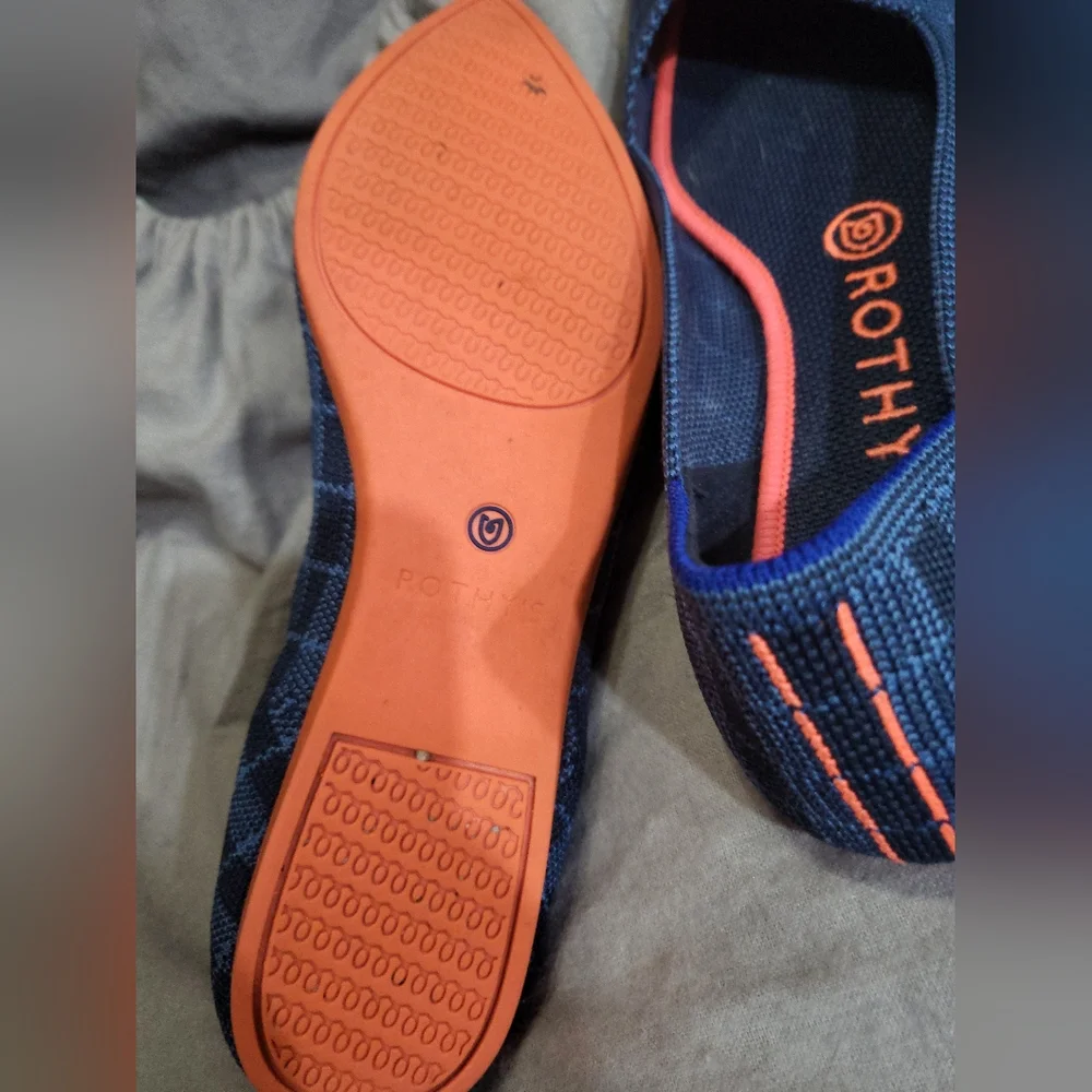 Rothy's Navy and Orange Pointed Flats